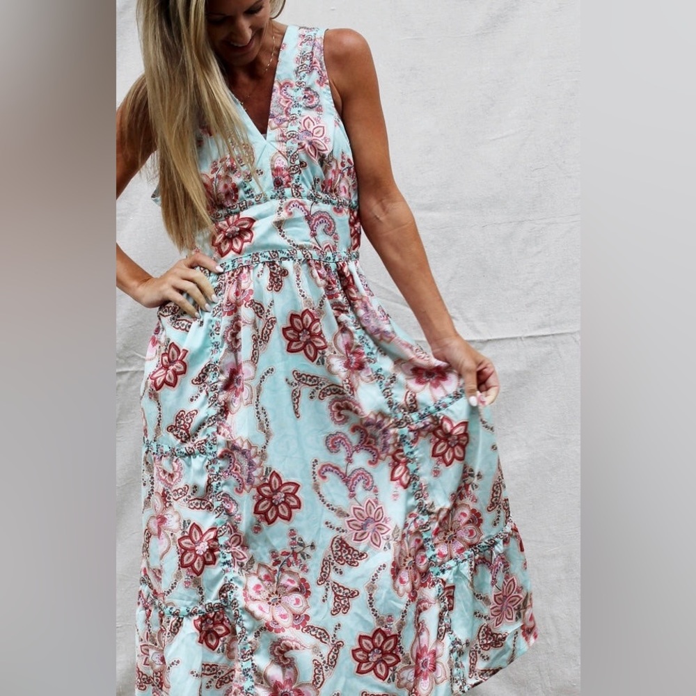 NWT Paisley midi dress - SZ Med